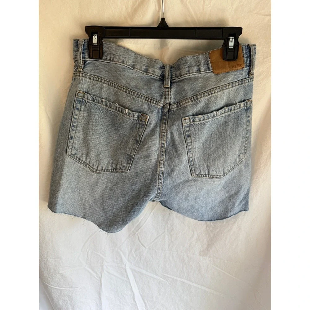 Aeropostale 90s Baggy Denim Shorts Light Wash Distressed Button Fly Size 6 Reg